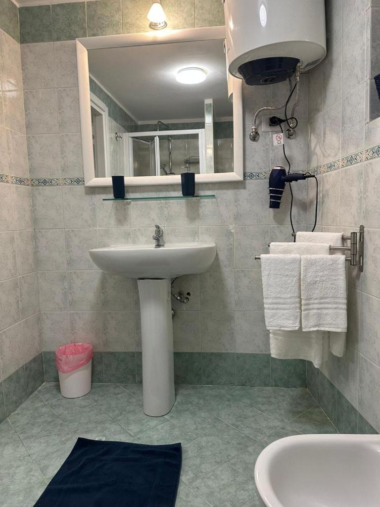 Bell@ Rooms Νάπολη Εξωτερικό φωτογραφία